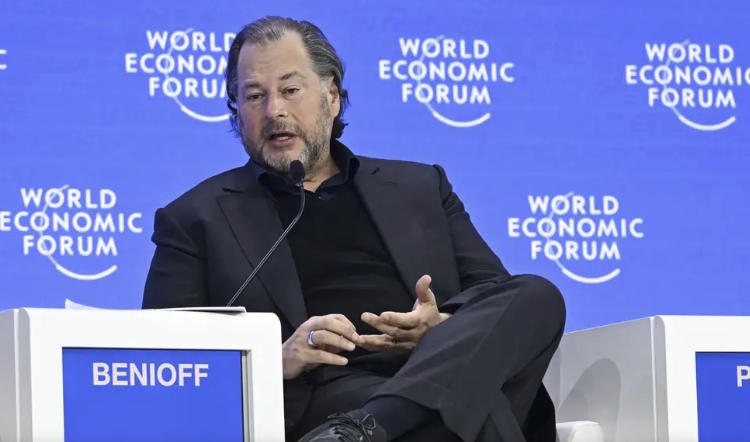 Marc Benioff gọi tác động của chatbot lên trẻ em là “điều kinh khủng nhất” ông từng chứng kiến