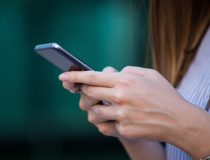 Công đoàn Canada cảnh báo AI “đổi giọng” đang che giấu nhân viên call center nước ngoài và đe dọa việc làm nội địa